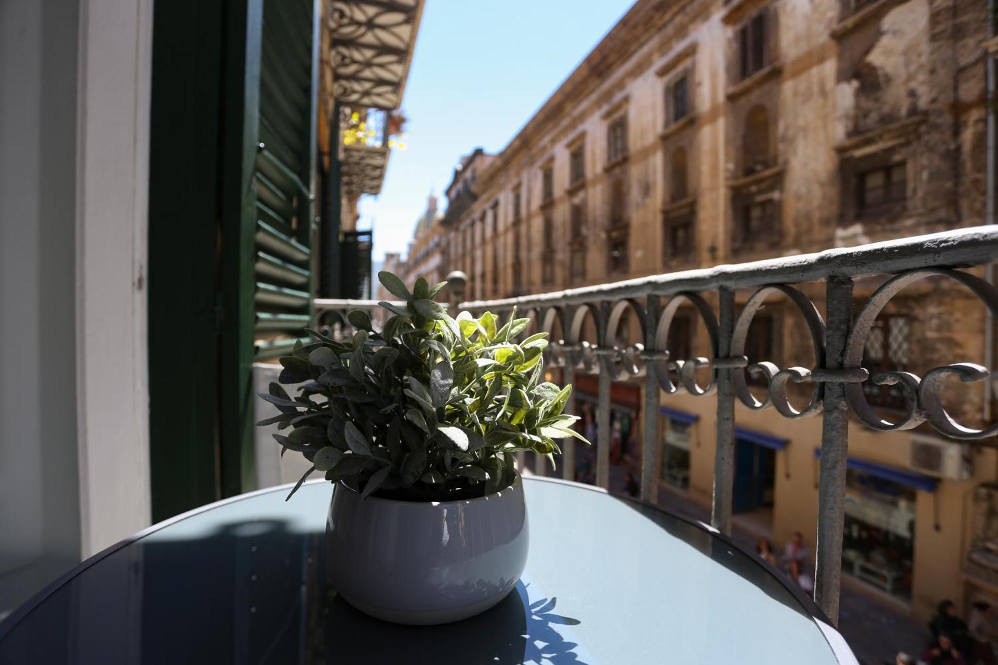 Maqueda View Palermo Exterior foto